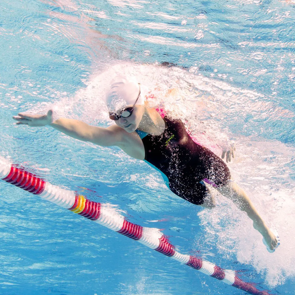 Traje De Baño Niña competencia Fuse Openback Finis