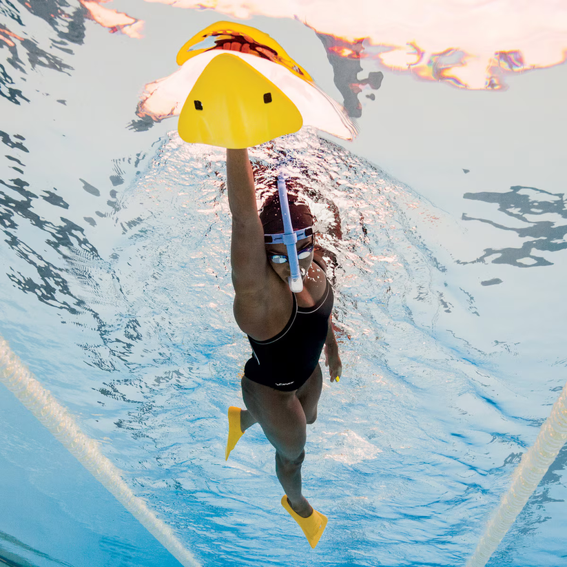 Tabla Alignment kickboard Amarilla Finis – The Swim Store